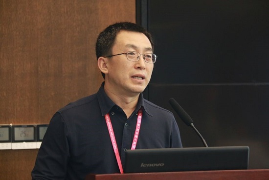 唐民科做报告